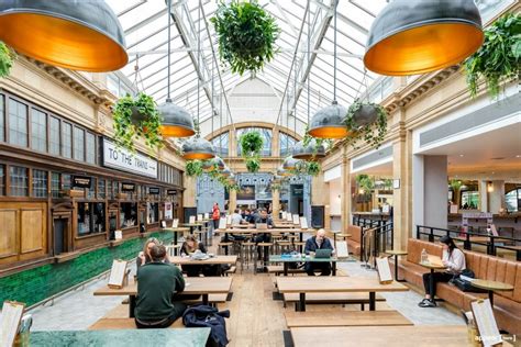Food Courts & Dining .
